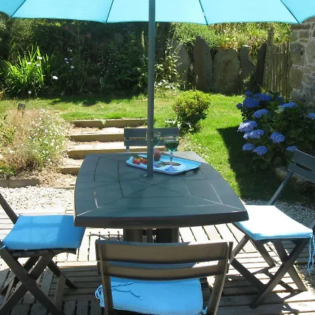 Le Du Grand Val Holiday home Caden